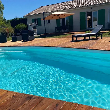 Maison Spacieuse Avec Piscine